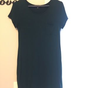 VIBE size medium long T-shirt